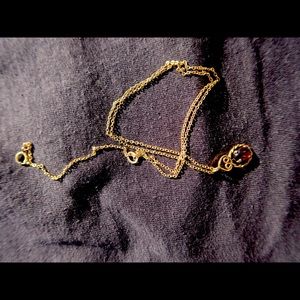 Necklace-garnet and gold